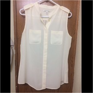 💥Sold!💥 Banana Republic Sleeveless Blouse