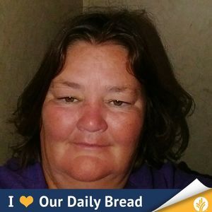 Meet your Posher, Leeann