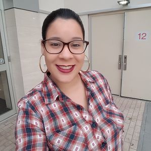 Meet your Posher, Mariela