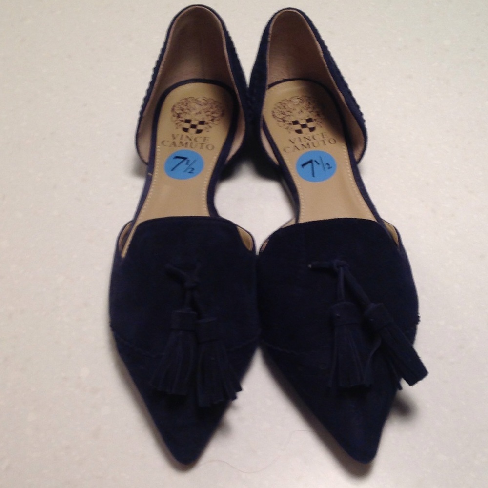 Vince Camuto Navy Suede Flats 7.5/37.5