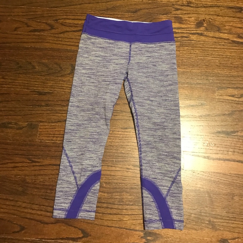 Lululemon Cropped Yoga Pants