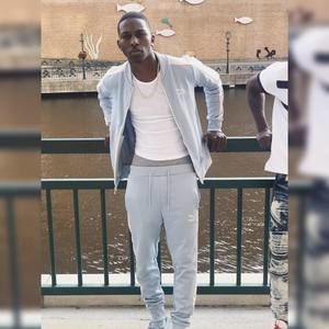 Meet your Posher, Kaylon