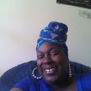 Meet your Posher, Simone