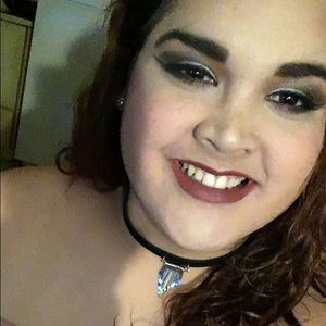 Meet your Posher, Nashaly