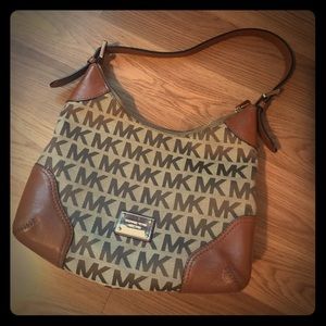 Michael Kors shoulder bag 👜