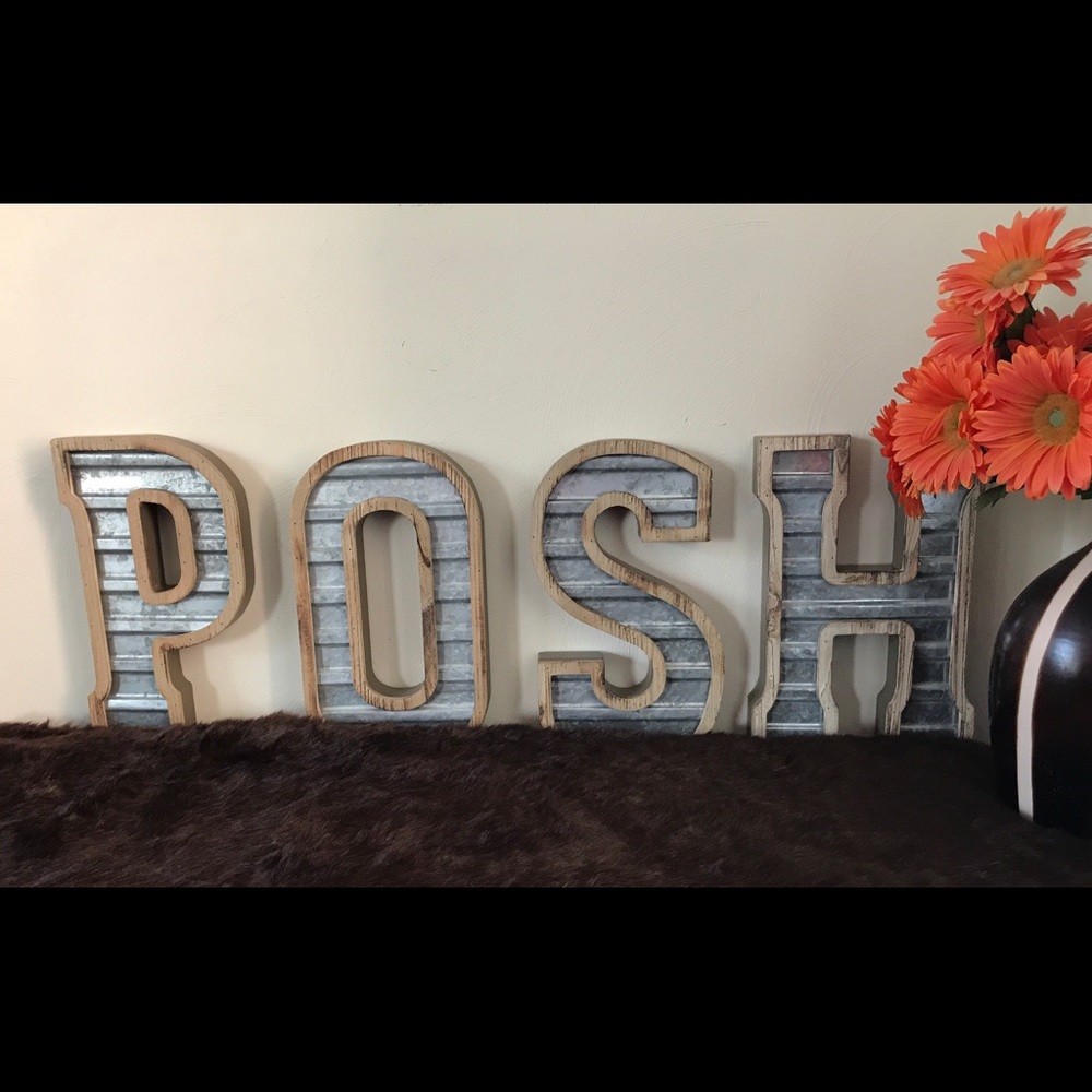 Meet your Posher, Posh That's Chic