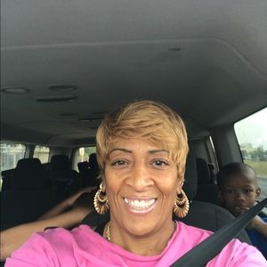 Meet your Posher, Theresa