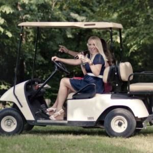 Meet your Posher, Whitney