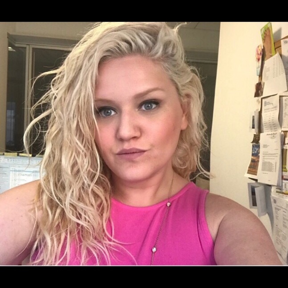 Meet your Posher, Leigh