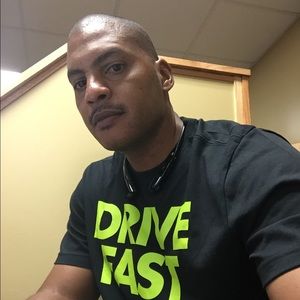 Meet your Posher, Yohance