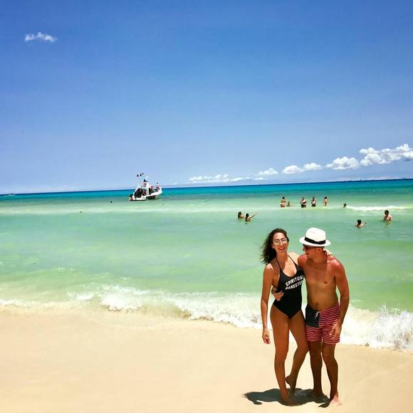 Meet your Posher, Natasha - Picture 1 of 1