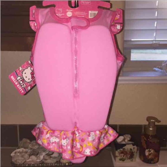 Life jacket - Picture 2 of 3