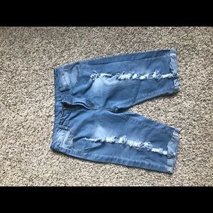 JEANSSHORTS (ripped look)