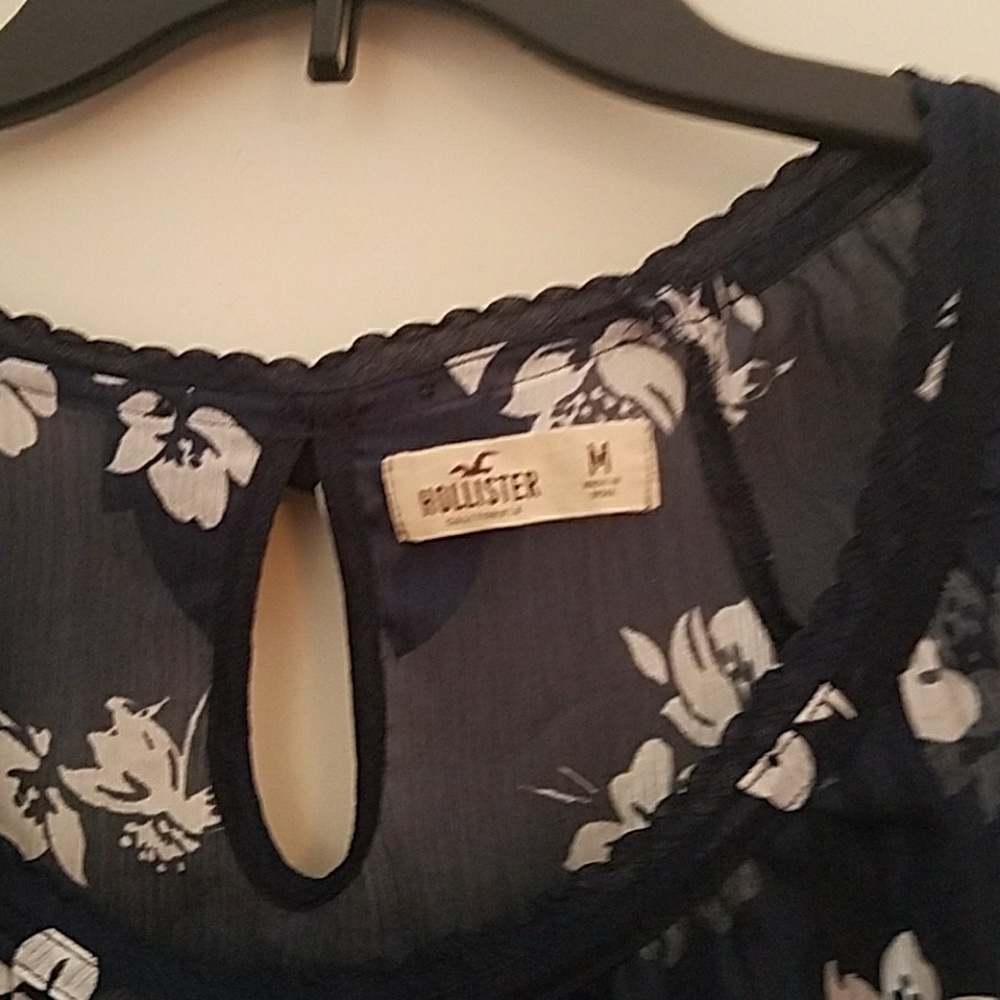 Blouse - Picture 2 of 2