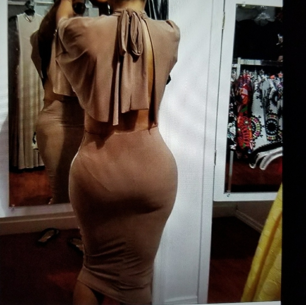 Skirt suit
