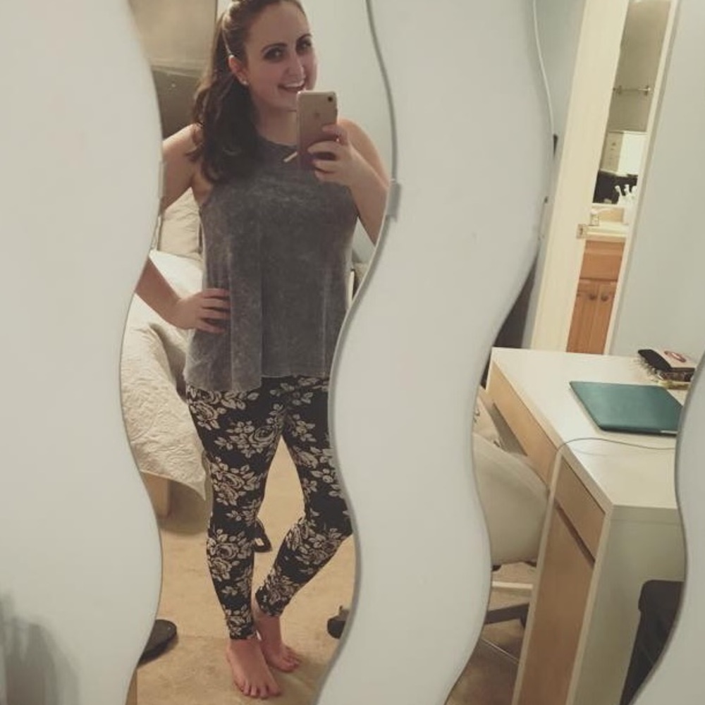 ‼️MOVING SALE‼️ Black and White Floral Leggings! - Picture 3 of 4