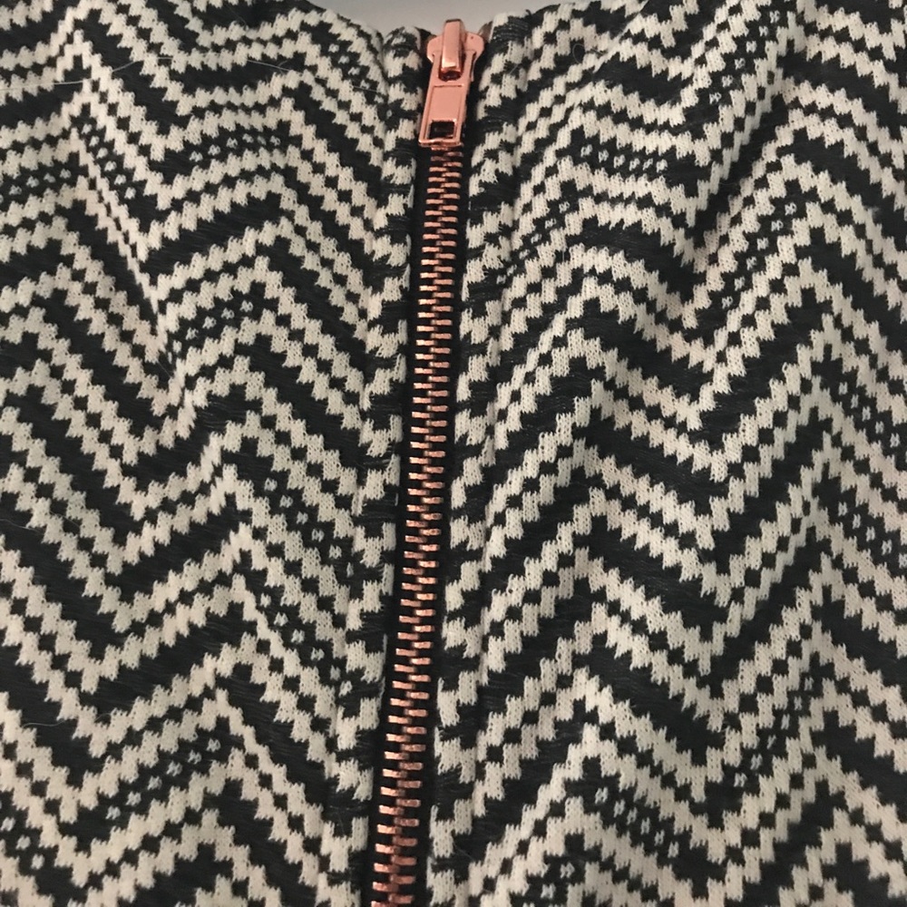 Bar||| - Picture 4 of 4
