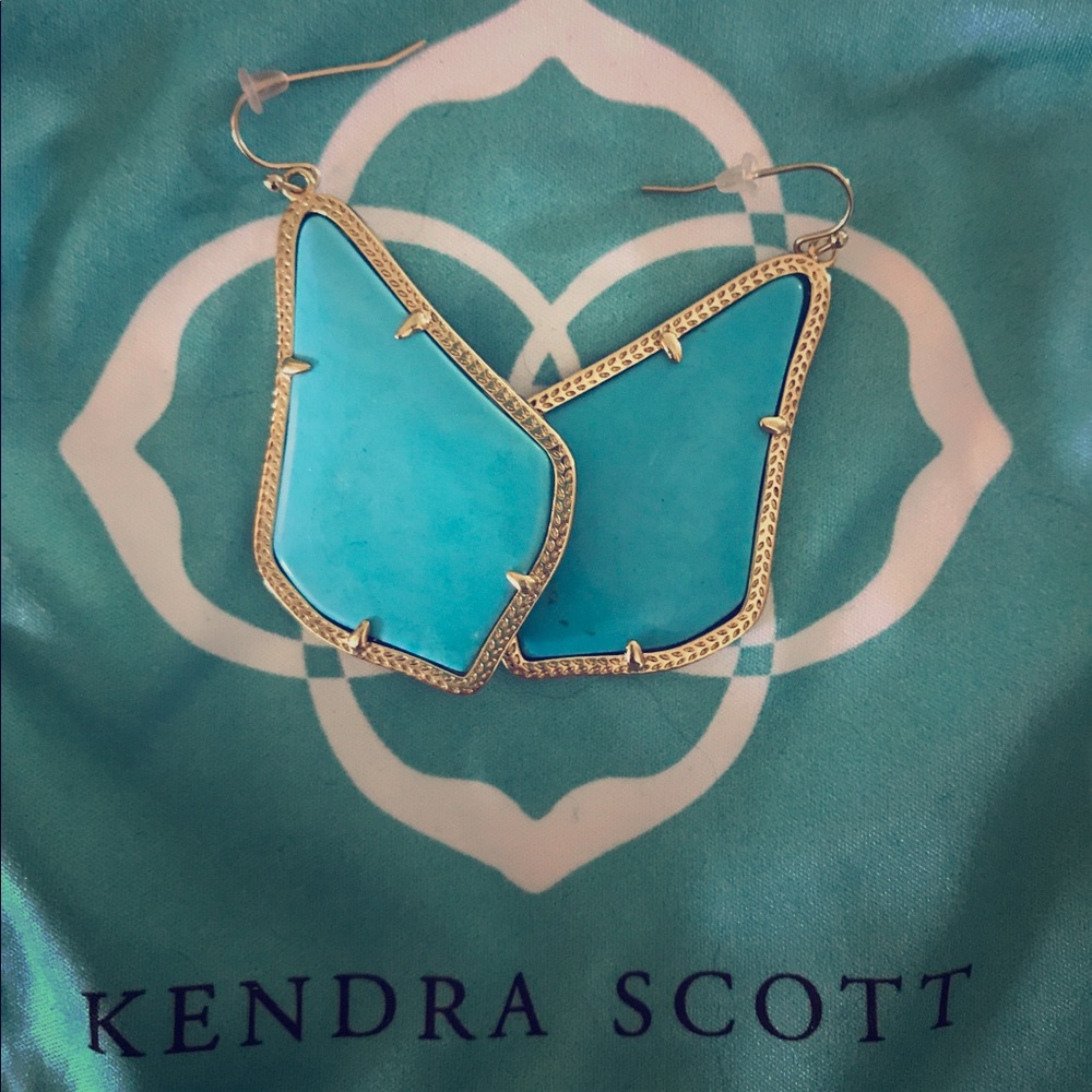 Kendra Scott Alexandra Turquoise Earrings!