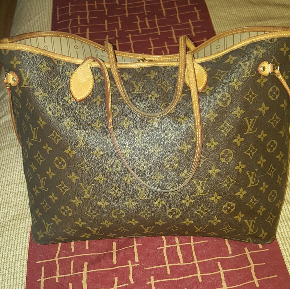 Louis Vuitton Neverfull bag GM