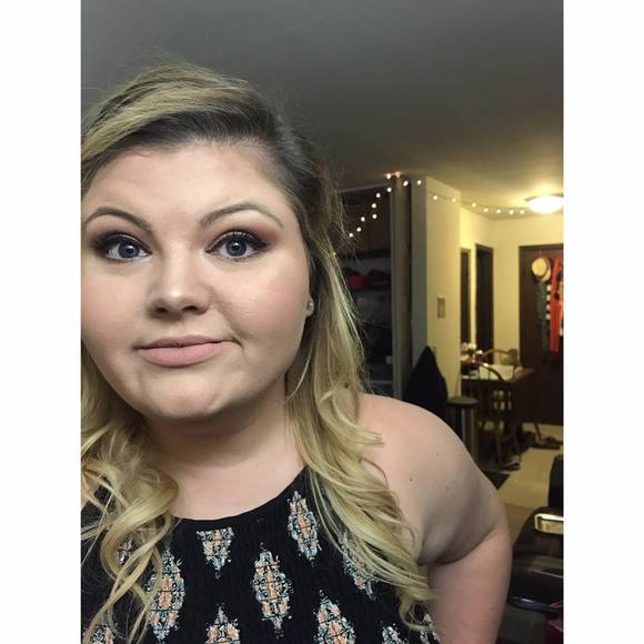 Meet your Posher, Brittney - Picture 1 of 1