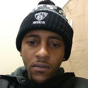 Meet your Posher, Dee