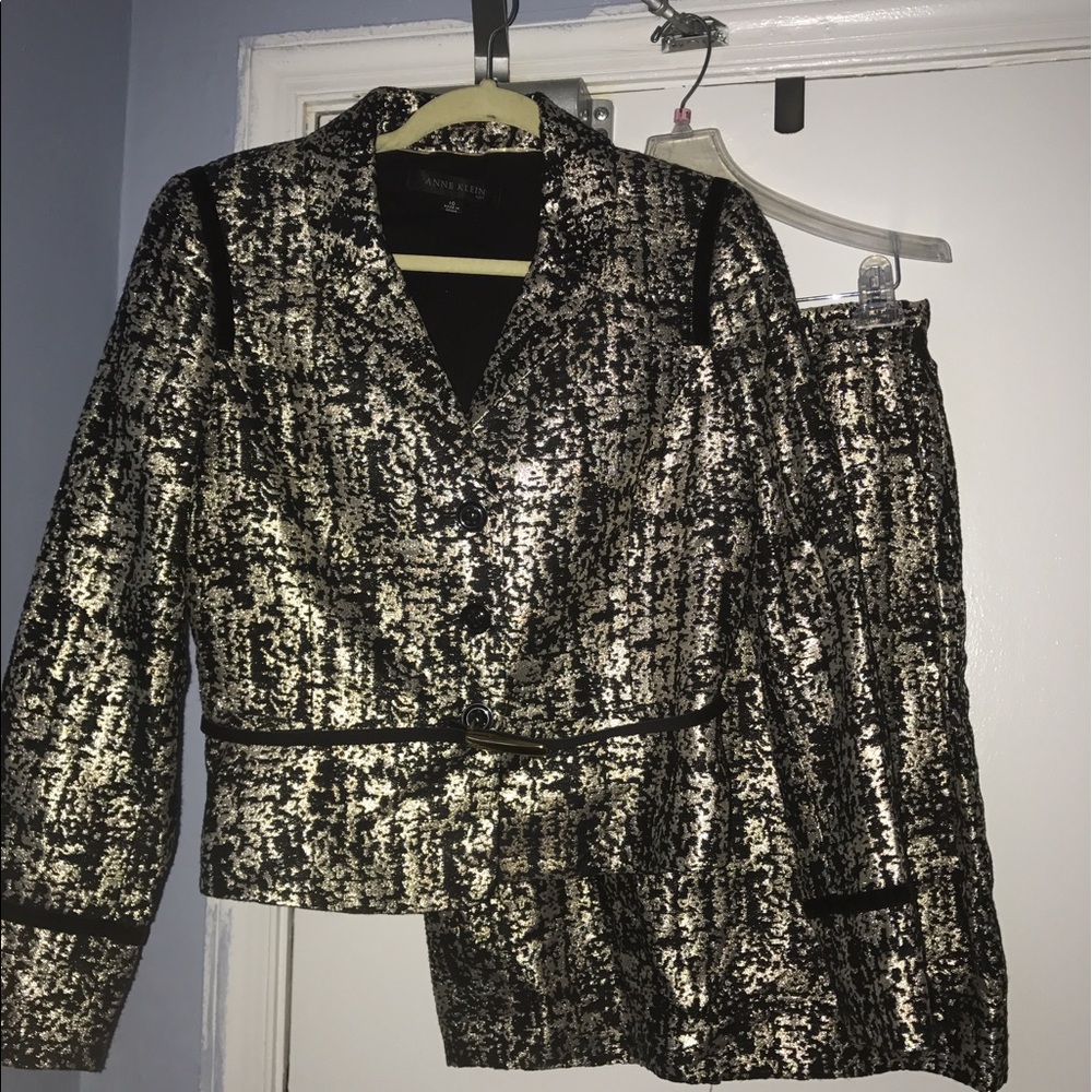 Suit