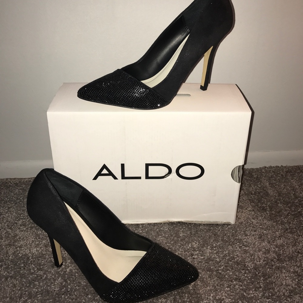 Brand New w/box: Aldo Airdrie Black Pump