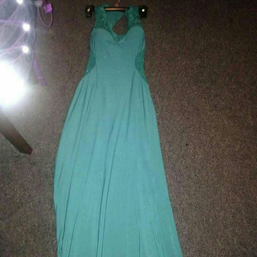 Prom dress never worn