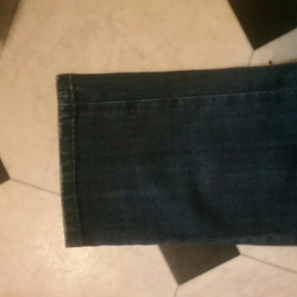 J & Company Jeans - Picture 3 of 3