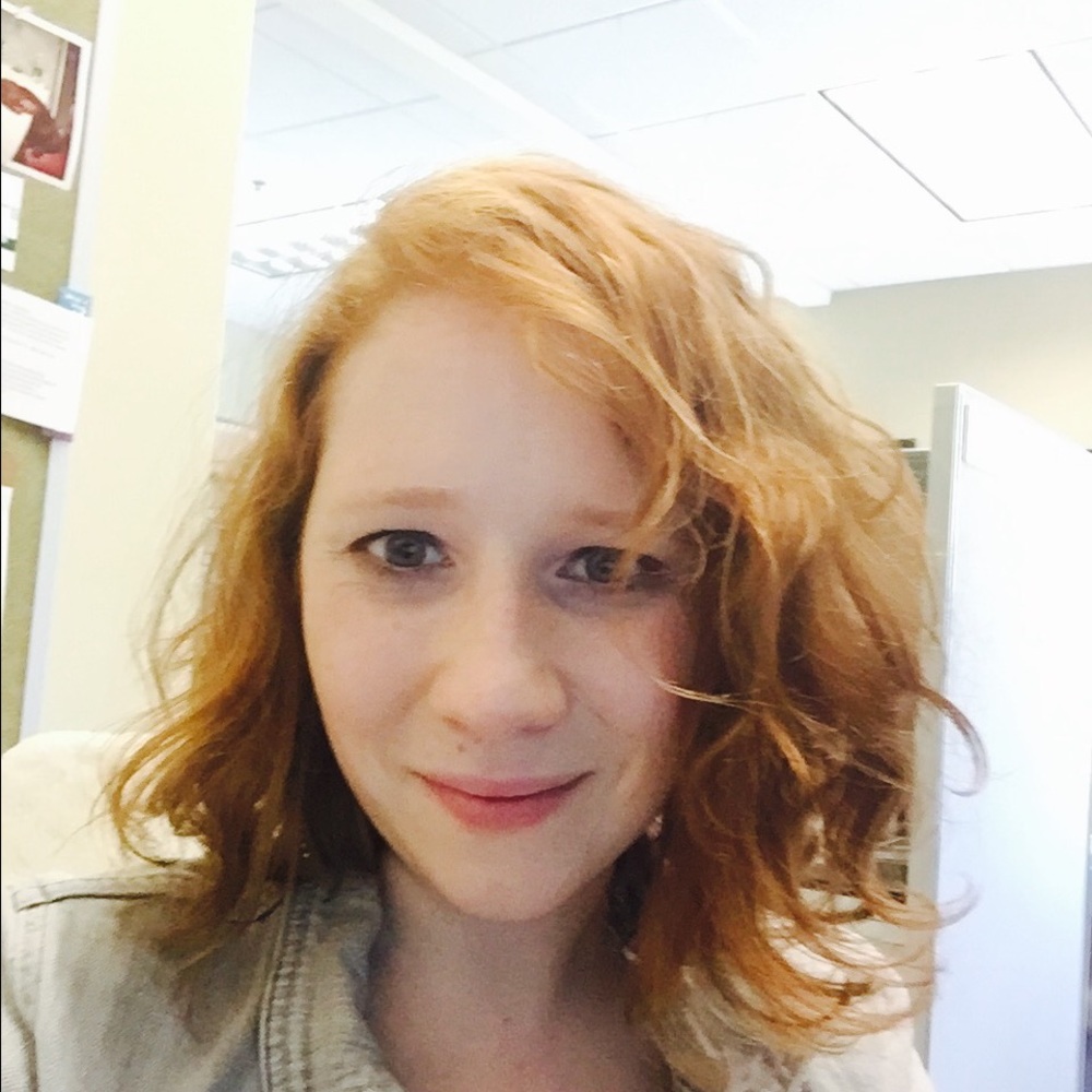 Meet your Posher, Loralee