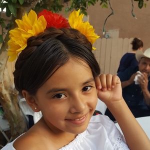 Meet your Posher, Liz