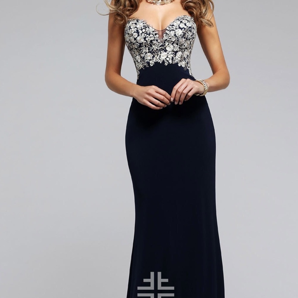 Faviana S7715 prom dress