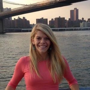 Meet your Posher, Emily