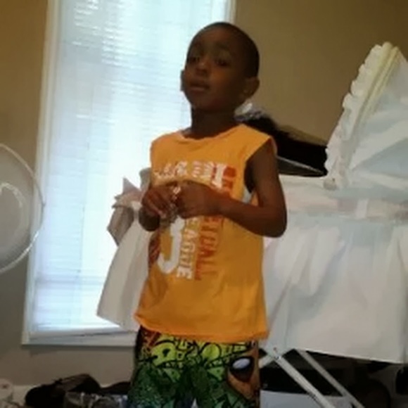 Meet your Posher, Sandra - Picture 1 of 1