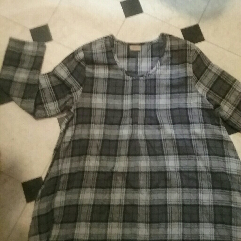 *Back to school sale* Tulip flannel tunic