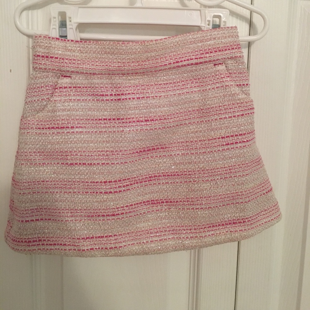 Shimmering skirt with pockets