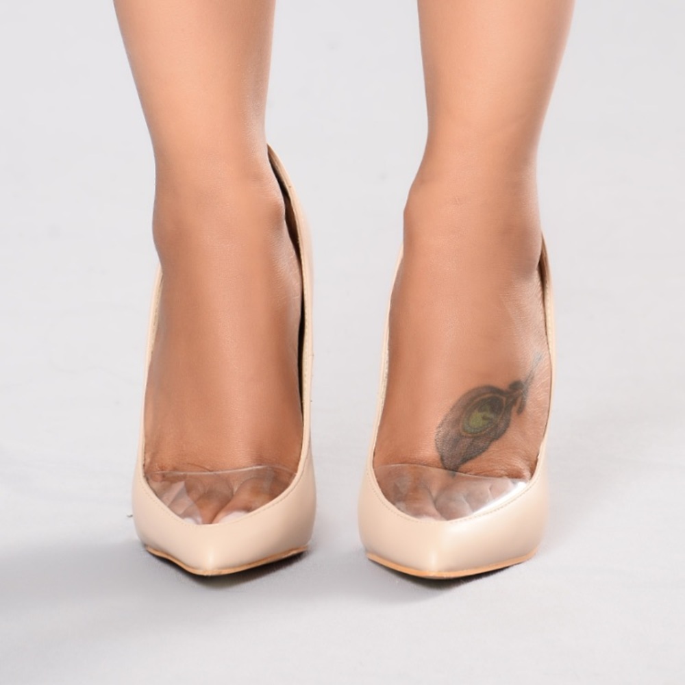 🤗💋 BRAND NEW CLASSY NUDE PUMPS 👠✨💋