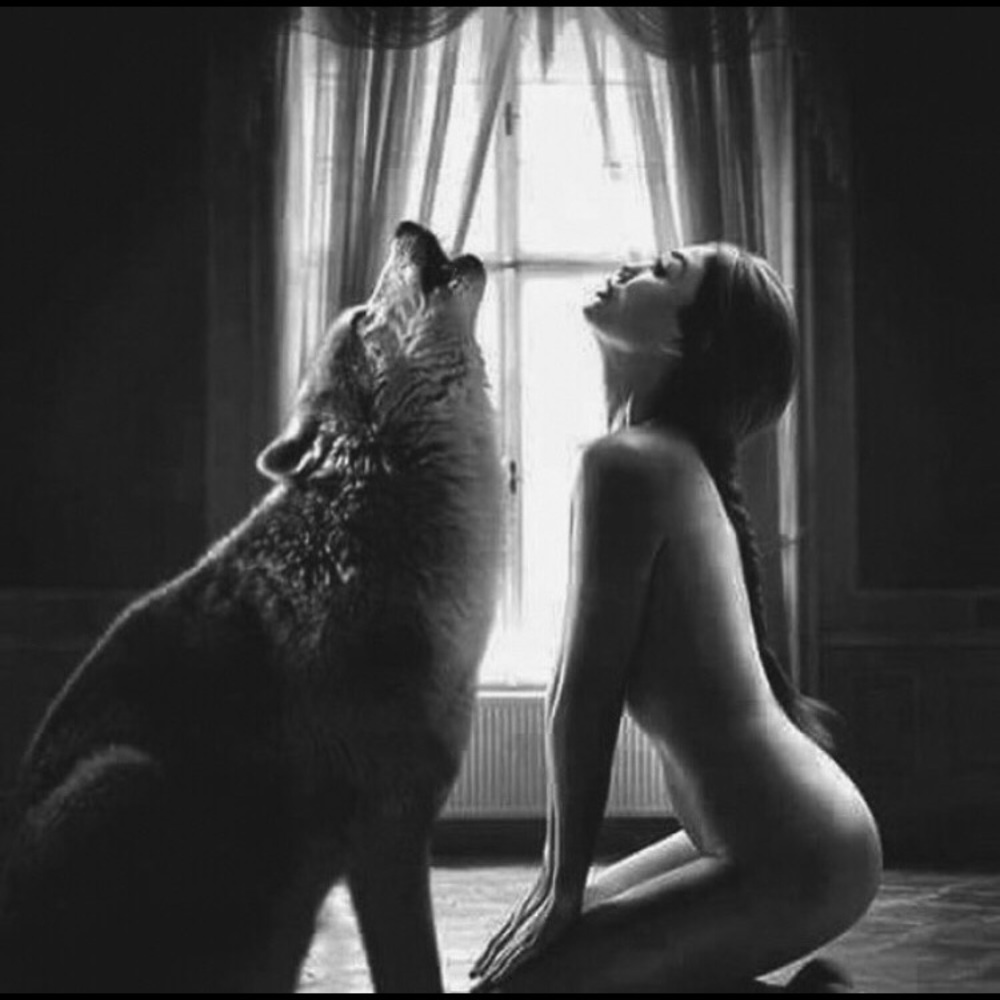 CLOSING CLOSET MONDAY🌺🌺🌺🌹🌹🌹