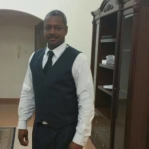 Meet your Posher, Derrick