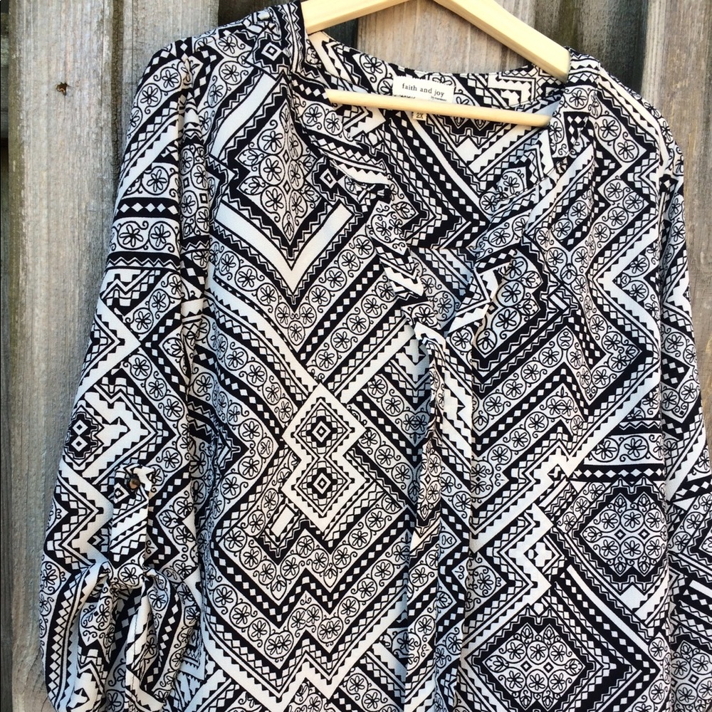 ✨HOST PICK✨plus size blouse Faith & Joy blouse 2X NWT