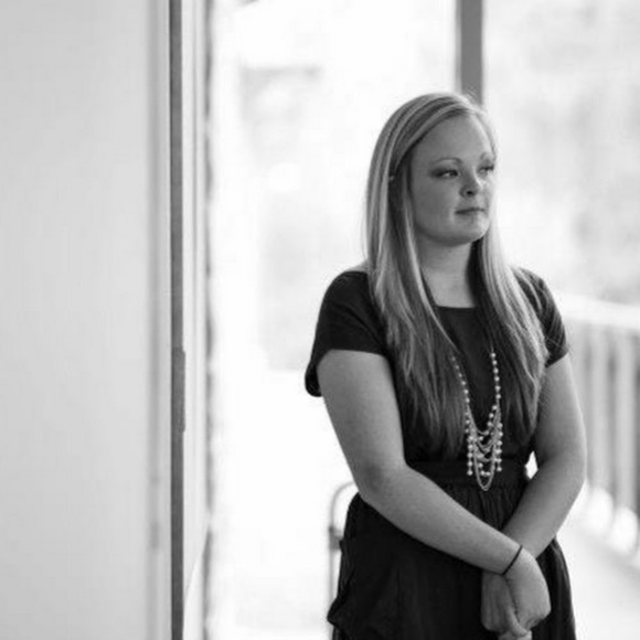 Meet your Posher, Kasey - Picture 1 of 1