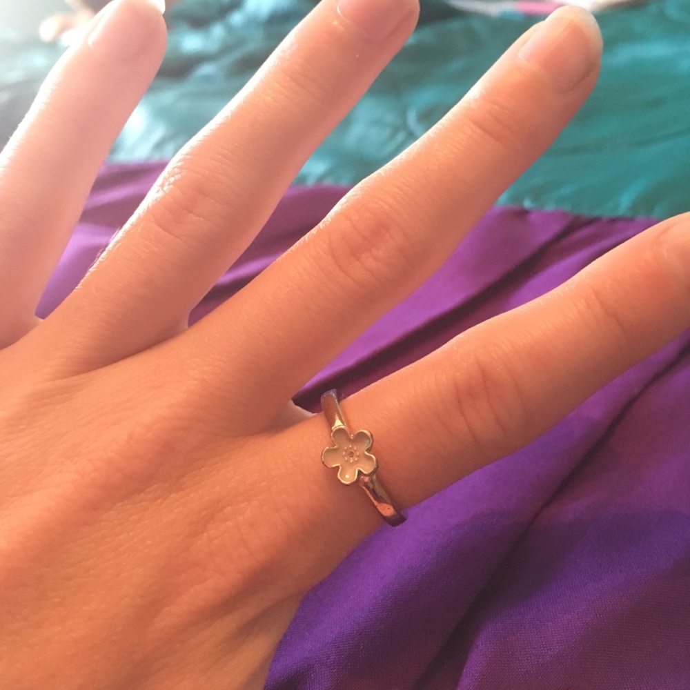 Rings - Picture 5 of 5
