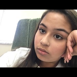 Meet your Posher, Ariana