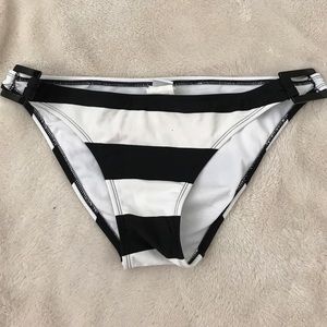 ◾️Blk&White Bottom◾️