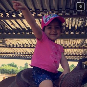 Meet your Posher, Ana