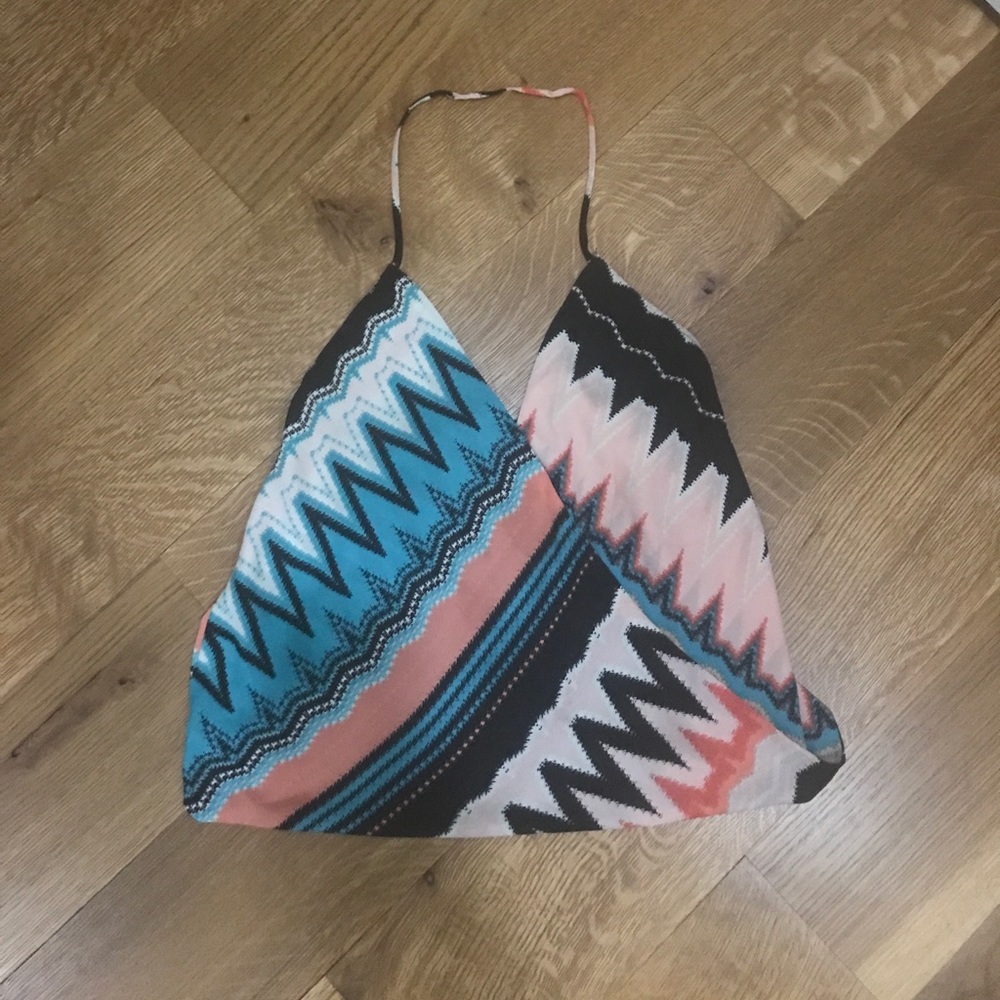 Pattern surplice halter top.
