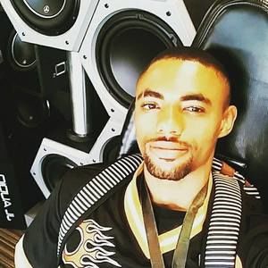 Meet your Posher, Steven