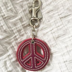 ✌🏼Rare Authentic Coach Peace Keychain