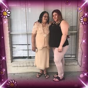 Meet your Posher, Carolina yenci