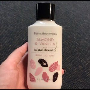 Bath and Body Works Almond & Vanilla Lotion